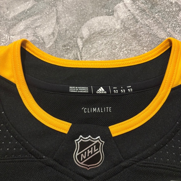 Crosby penguins jersey NWT size 52 - Picture 3 of 4